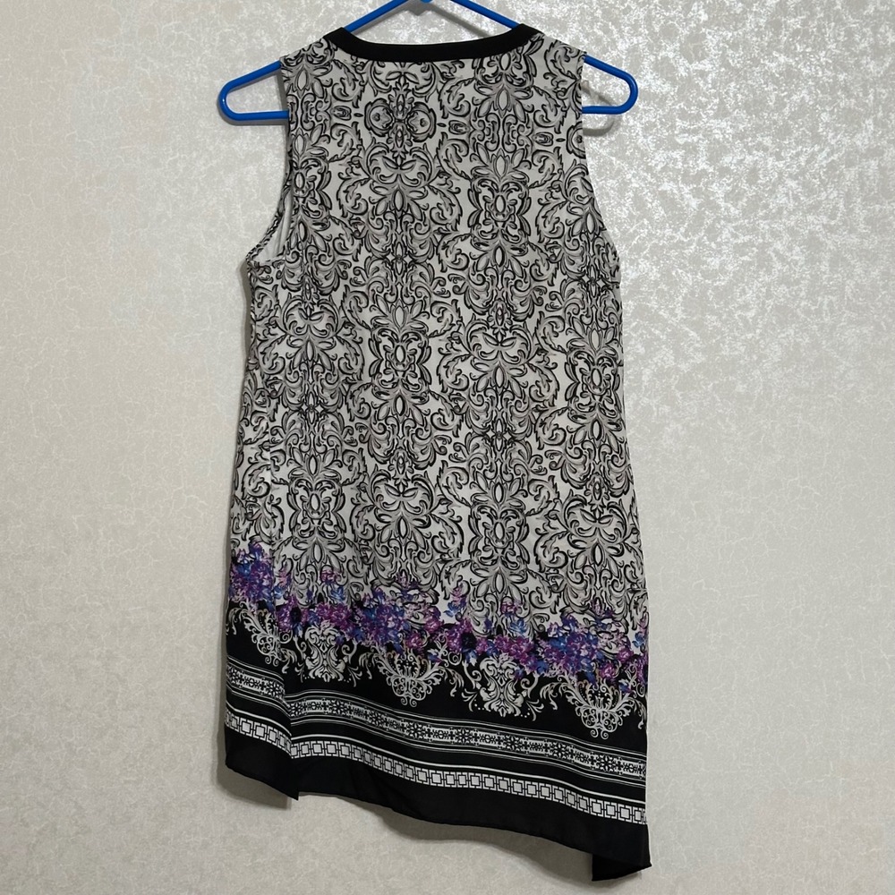 Zac & Rachel Asymmetrical Hem Sleeveless Blouse Damask Pattern V-Neck Top Size S - Picture 2 of 4